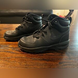 Nike Black Leather High-Top ACG